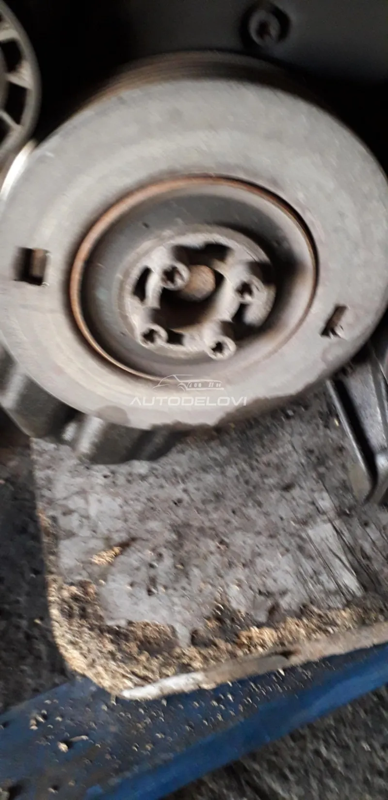 Plivajuca remenica na radilici iz originala alfa 159