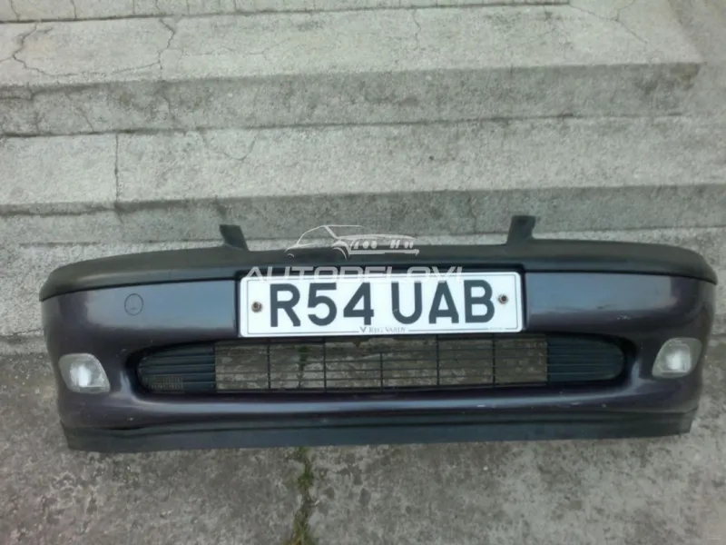 Opel vektra b branik sa maglenkama stari tip