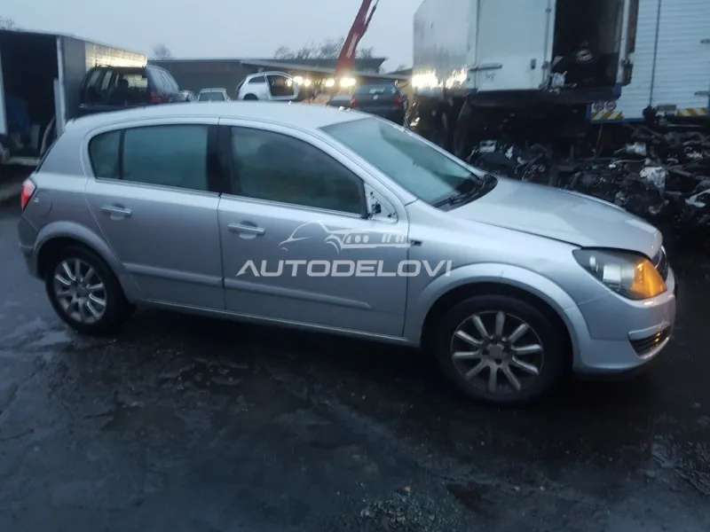Opel astra h 1,6 twinport delovi