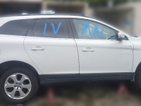 Volvo xc60 2 4d polovni delovi 