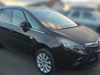 Opel zafira c tourer polovni delovi