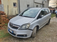 Opel zafira b polovni delovi