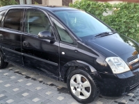 Opel meriva a polovni delovi