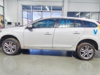 Volvo v60 2 0d d3 polovni delovi