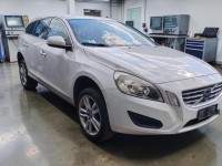 Volvo v60 2 0d d3 polovni delovi